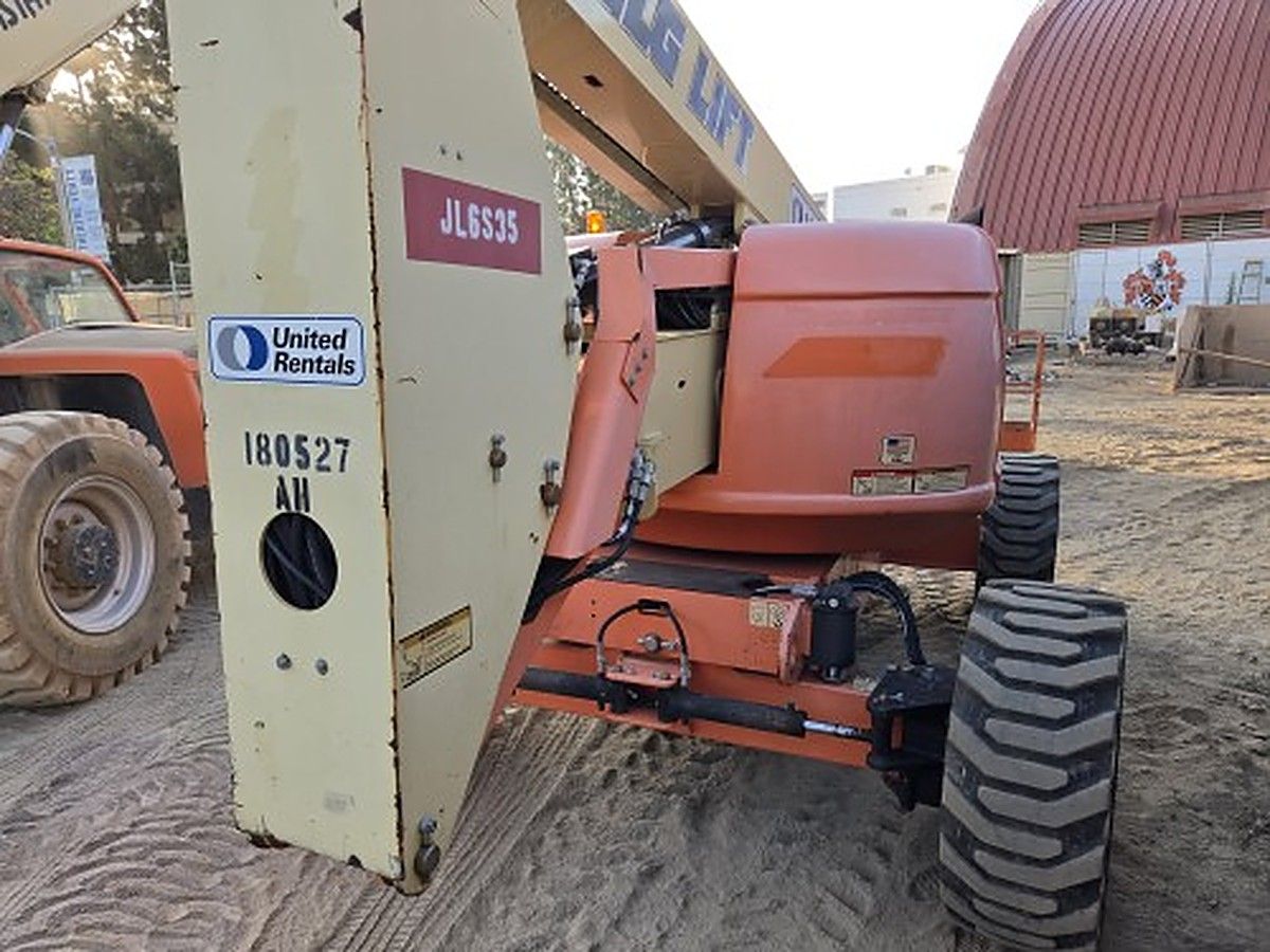 2016 JLG 600AJ for sale in Las Vegas, NV