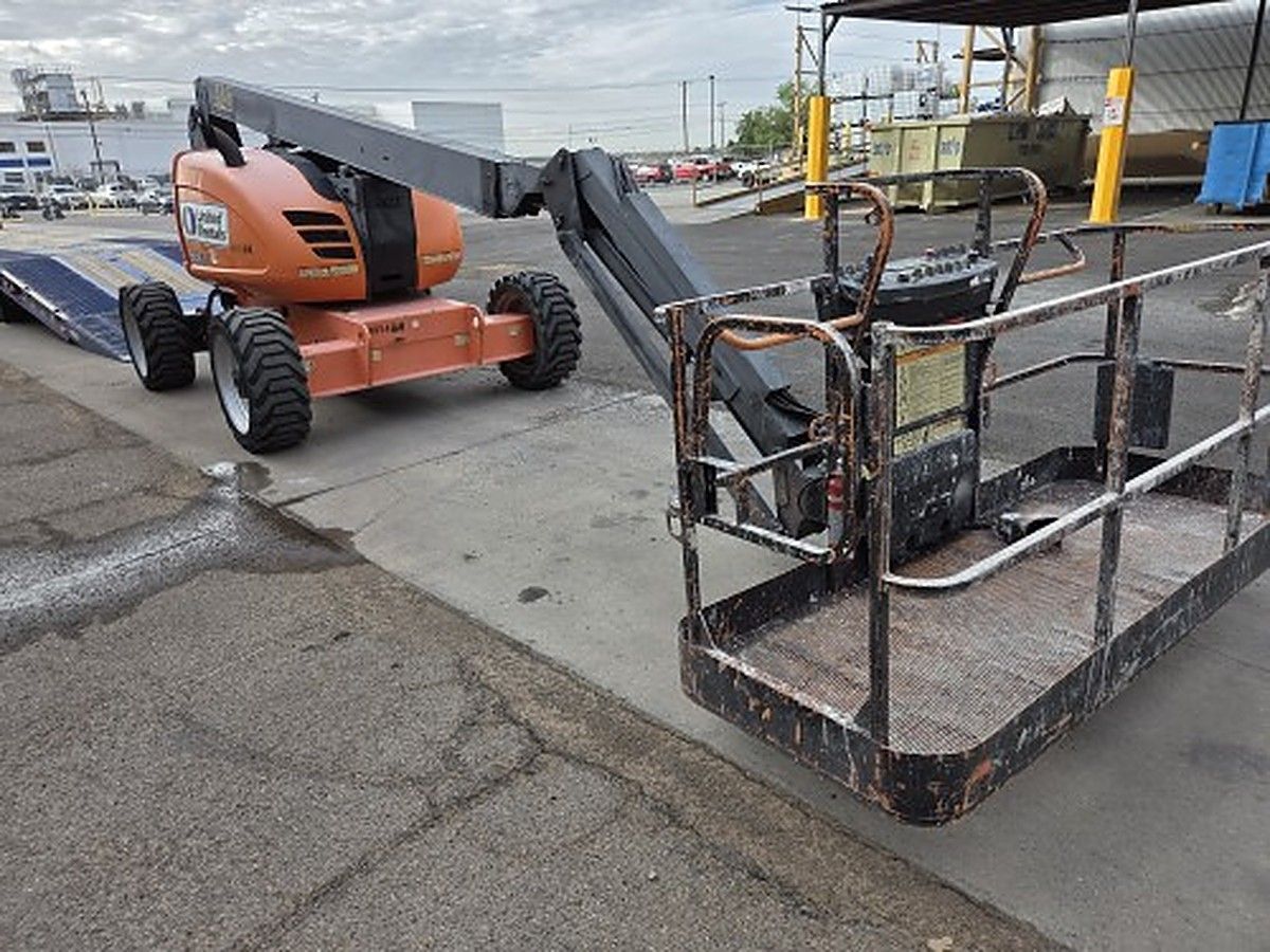 JLG 600AJ photo 4