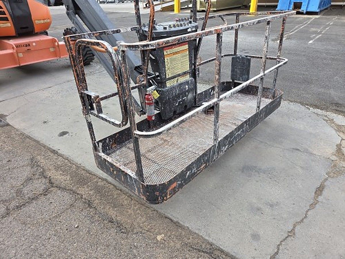 JLG 600AJ photo 5