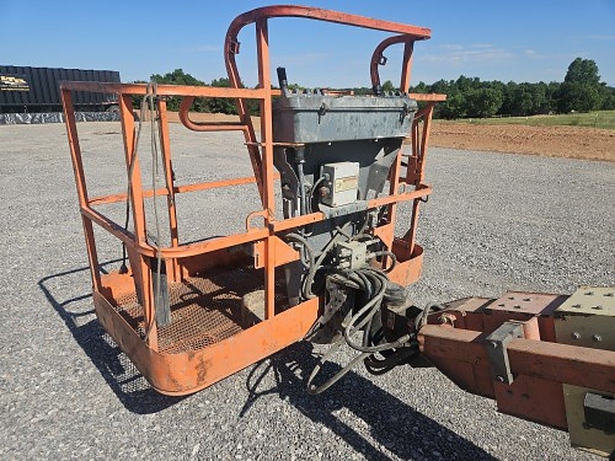 JLG 600S photo 12