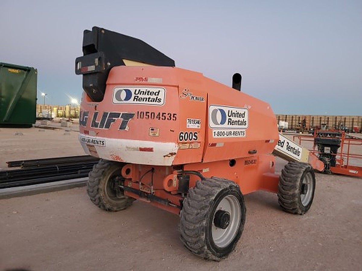 JLG 600S photo 7