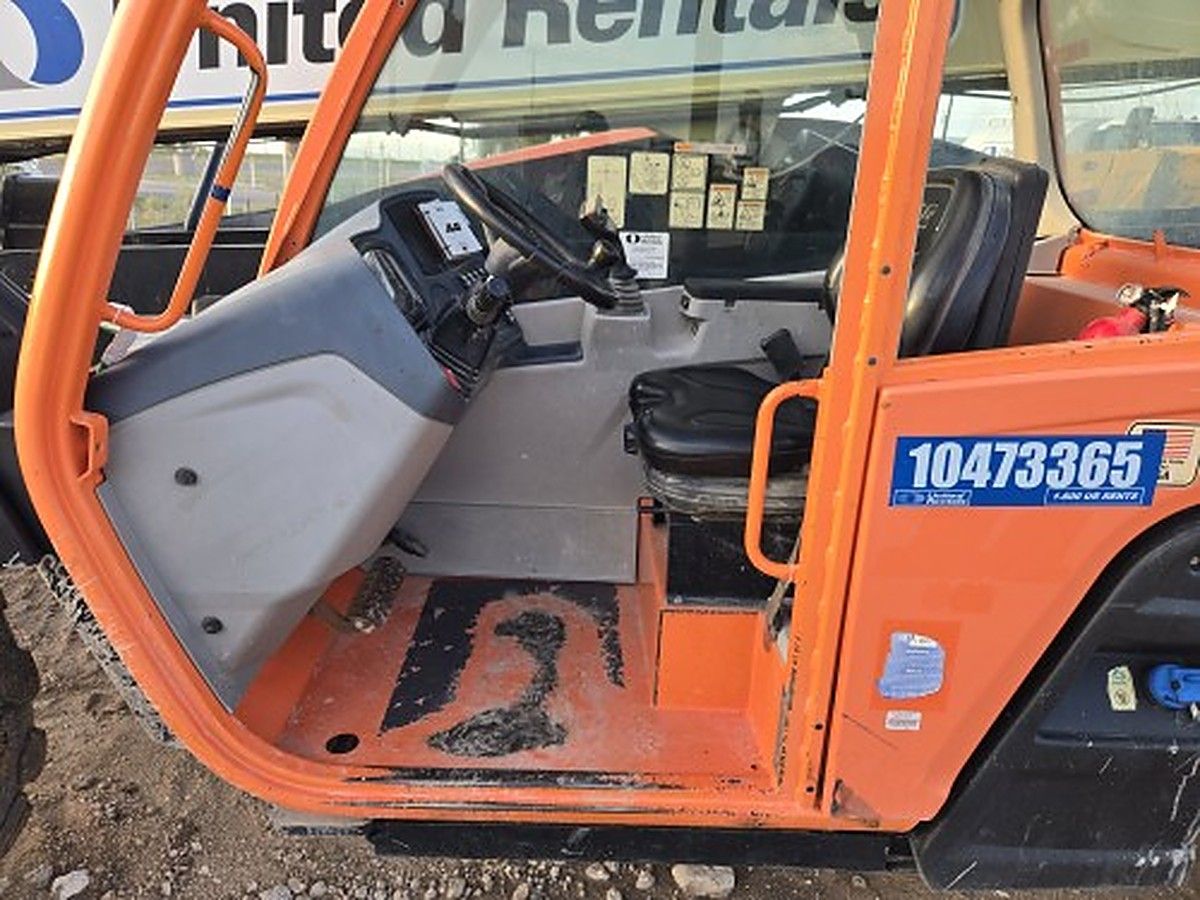 JLG 642 photo 5