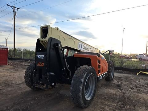 2016 JLG 642 Forklift Variable Reach 6000# 40-49'