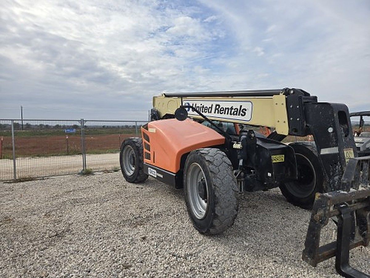 JLG 642 photo 2