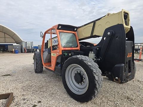 2016 JLG 642 Forklift Variable Reach 6000# 40-49'