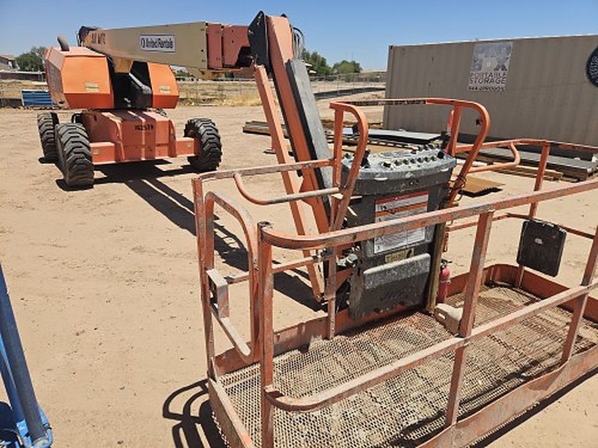 JLG 660SJ photo 11