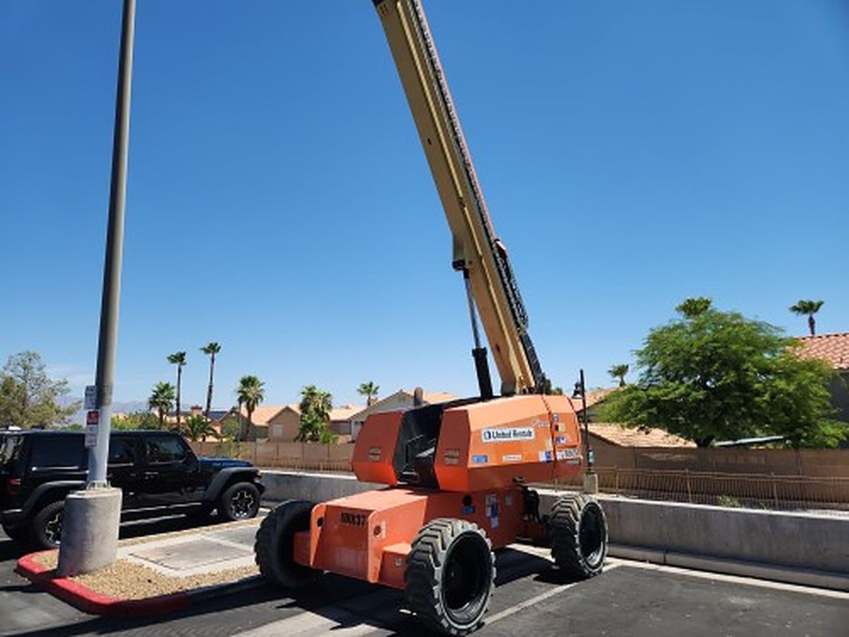 JLG 660SJ photo 11