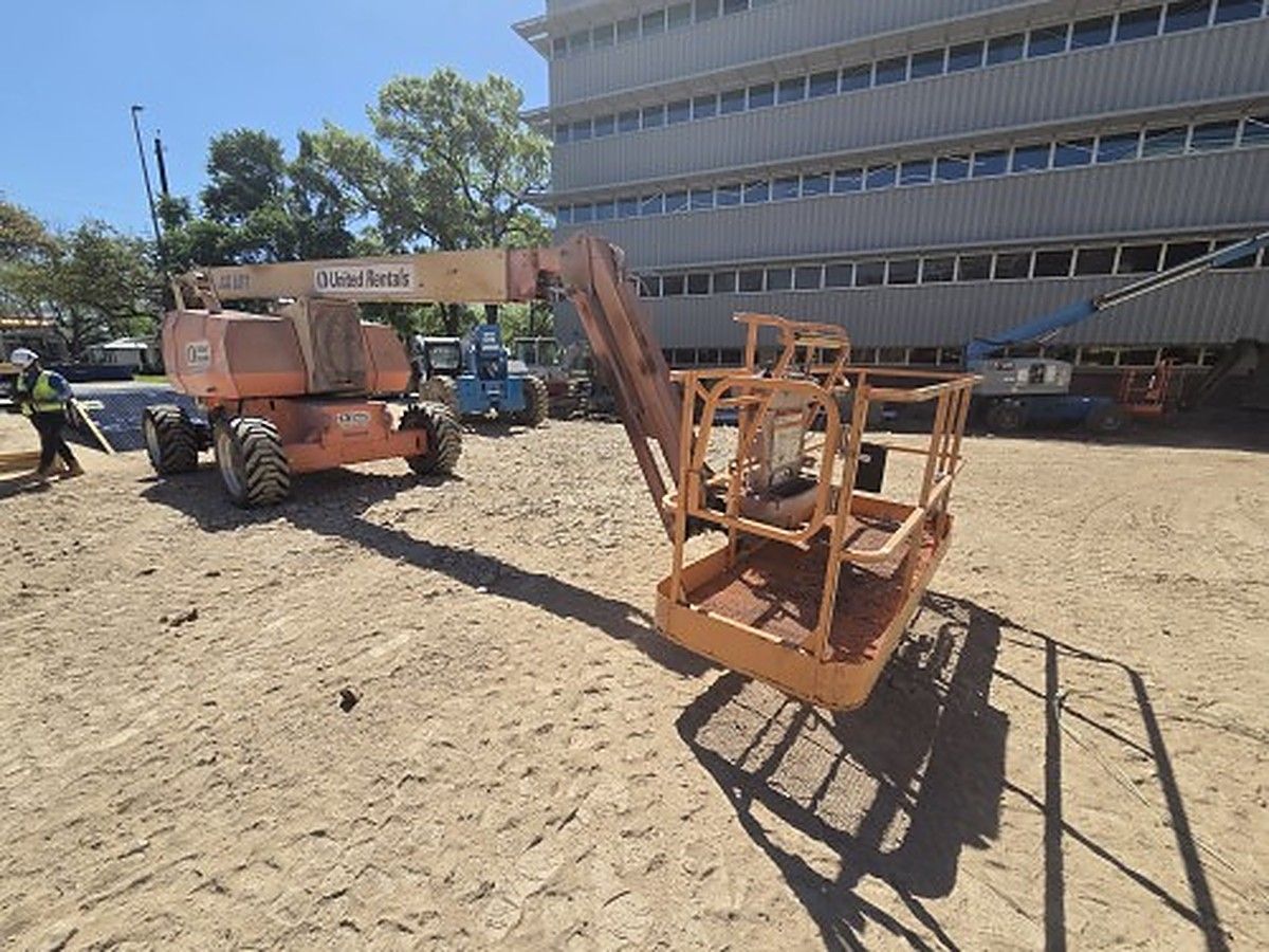 JLG 800AJ photo 4