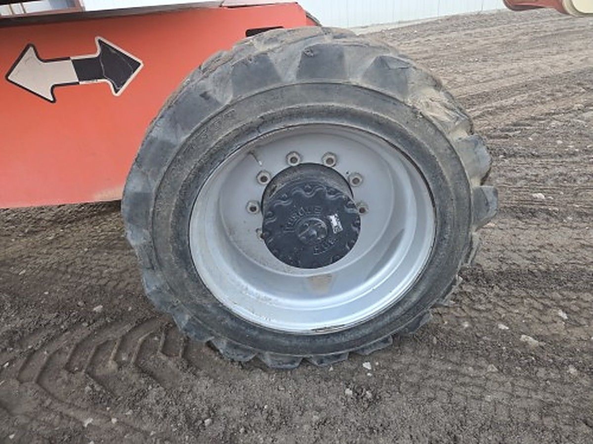 JLG 800AJ photo 11