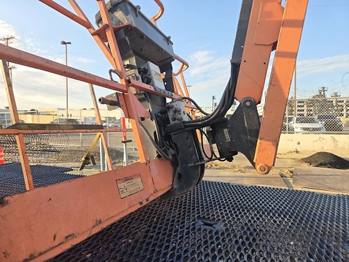 JLG 800AJ photo 4