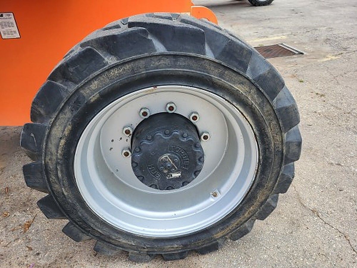 JLG 800AJ photo 8
