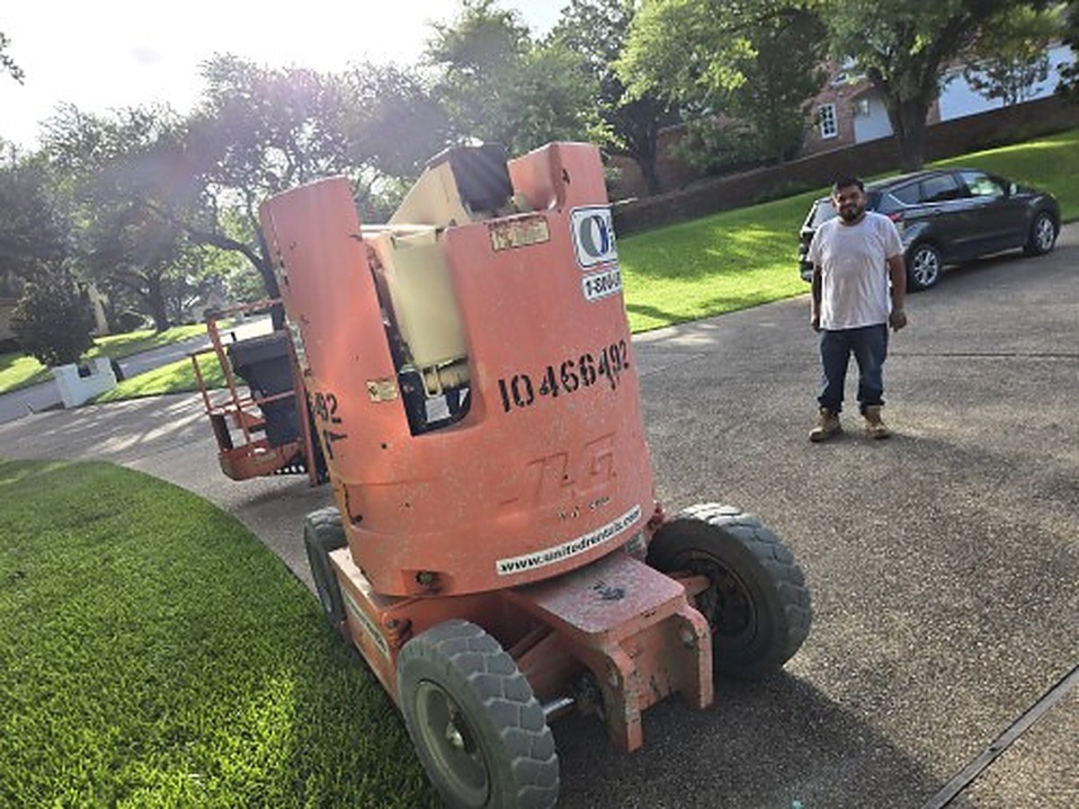JLG E300AJP photo 2