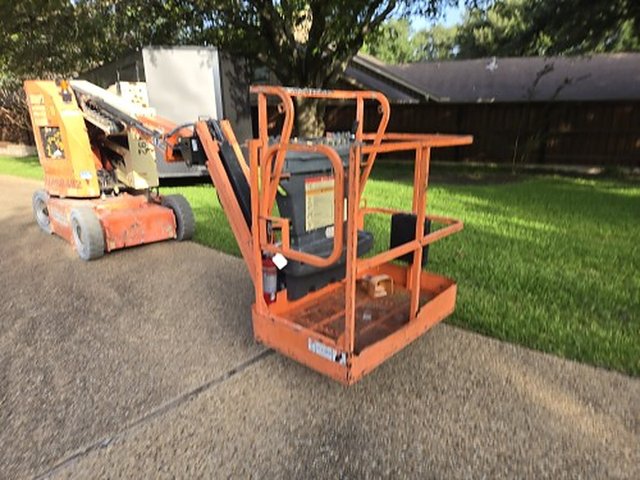 2016 JLG E300AJP Boom 30-33' Articulating Dc
