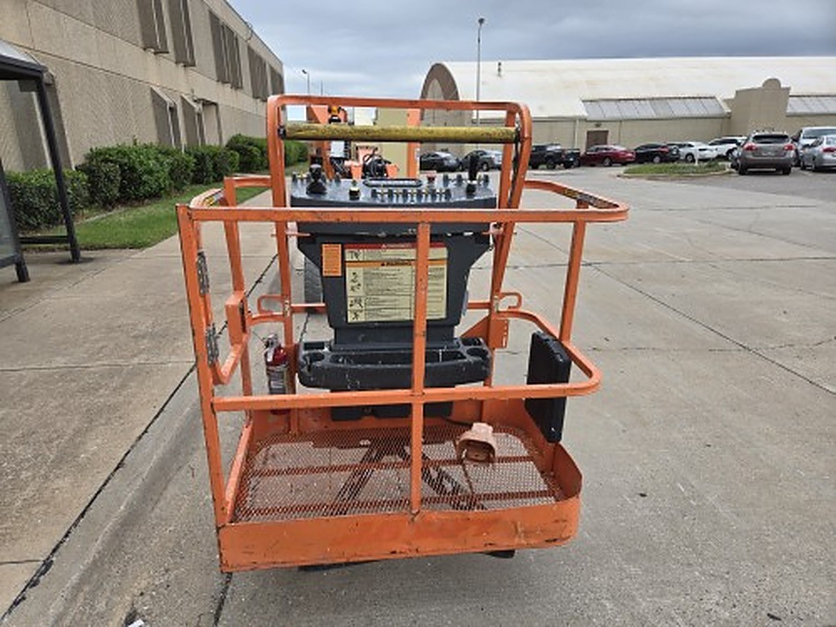 2016 JLG E300AJP for sale in Las Vegas, NV