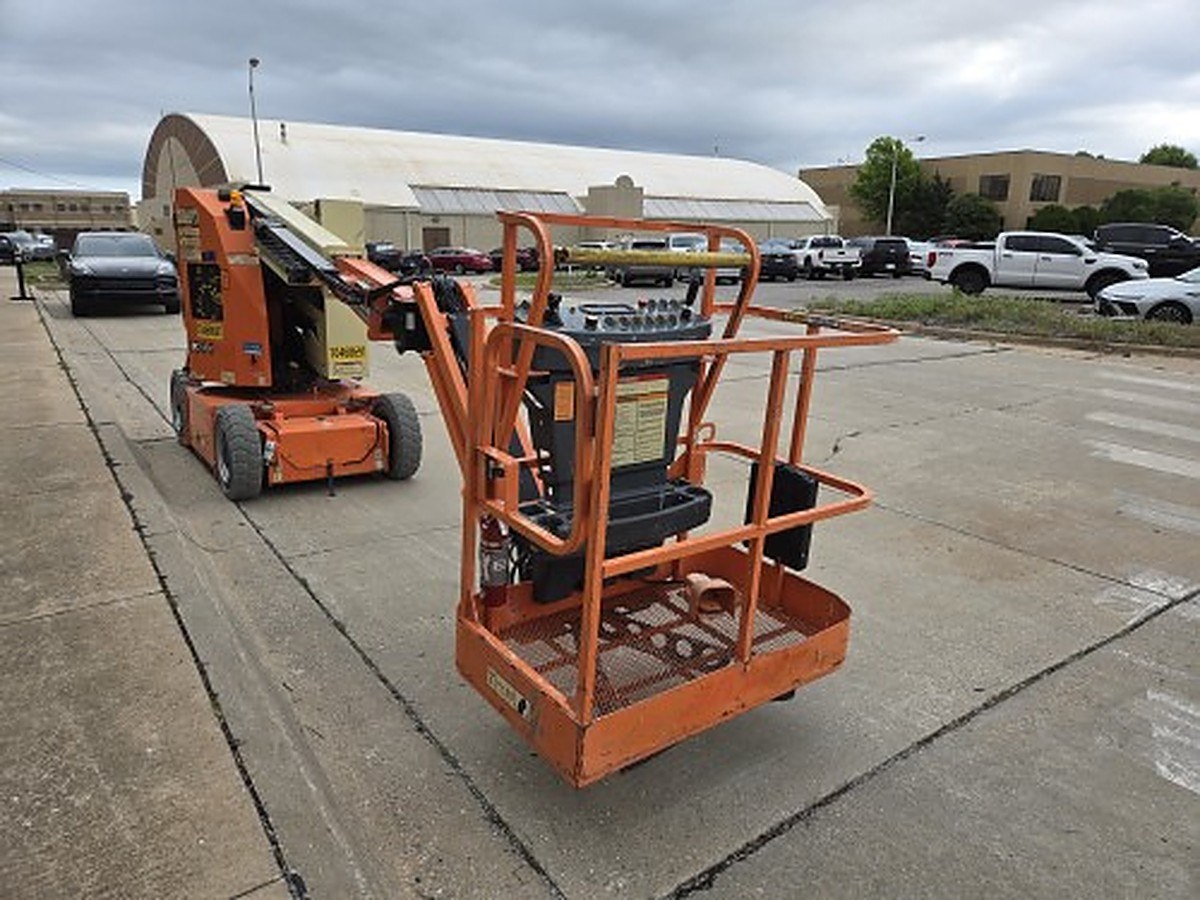 JLG E300AJP photo 3