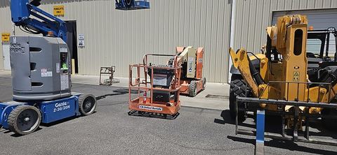 2016 JLG E300AJP Boom 30-33' Articulating Dc