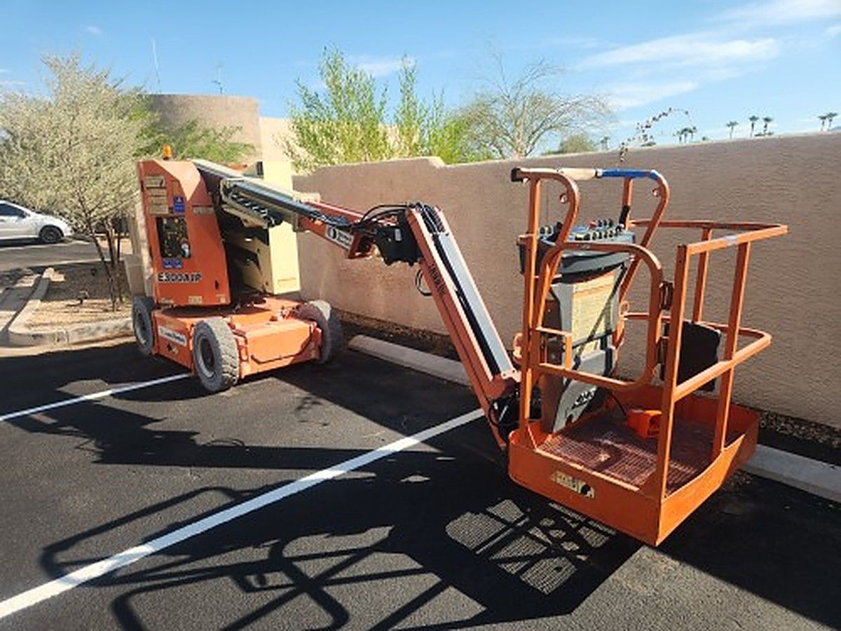 2016 JLG E300AJP for sale in Las Vegas, NV