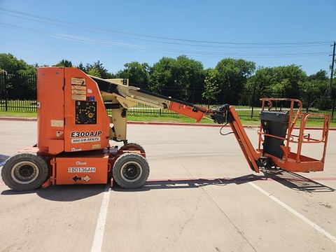 2016 JLG E300AJP Boom 30-33' Articulating Dc
