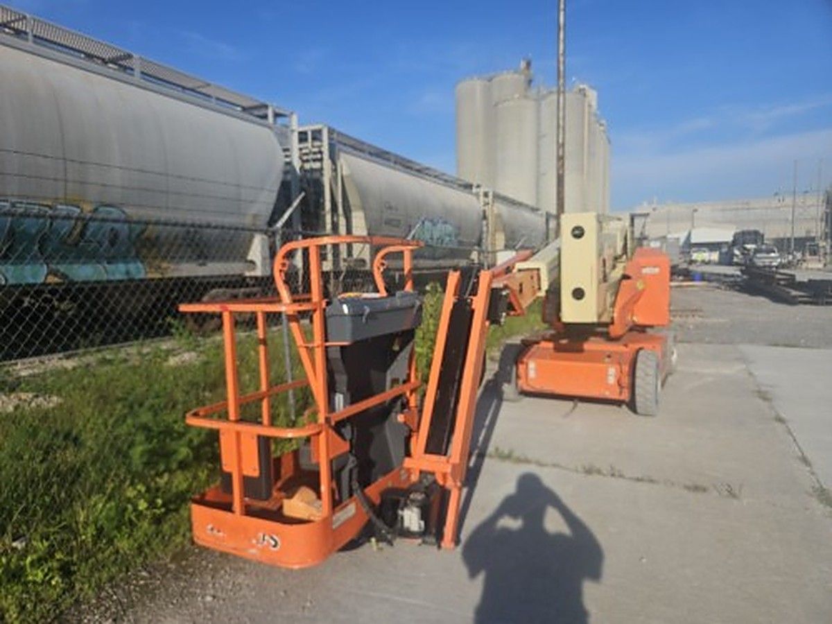 JLG E400AJPN photo 5