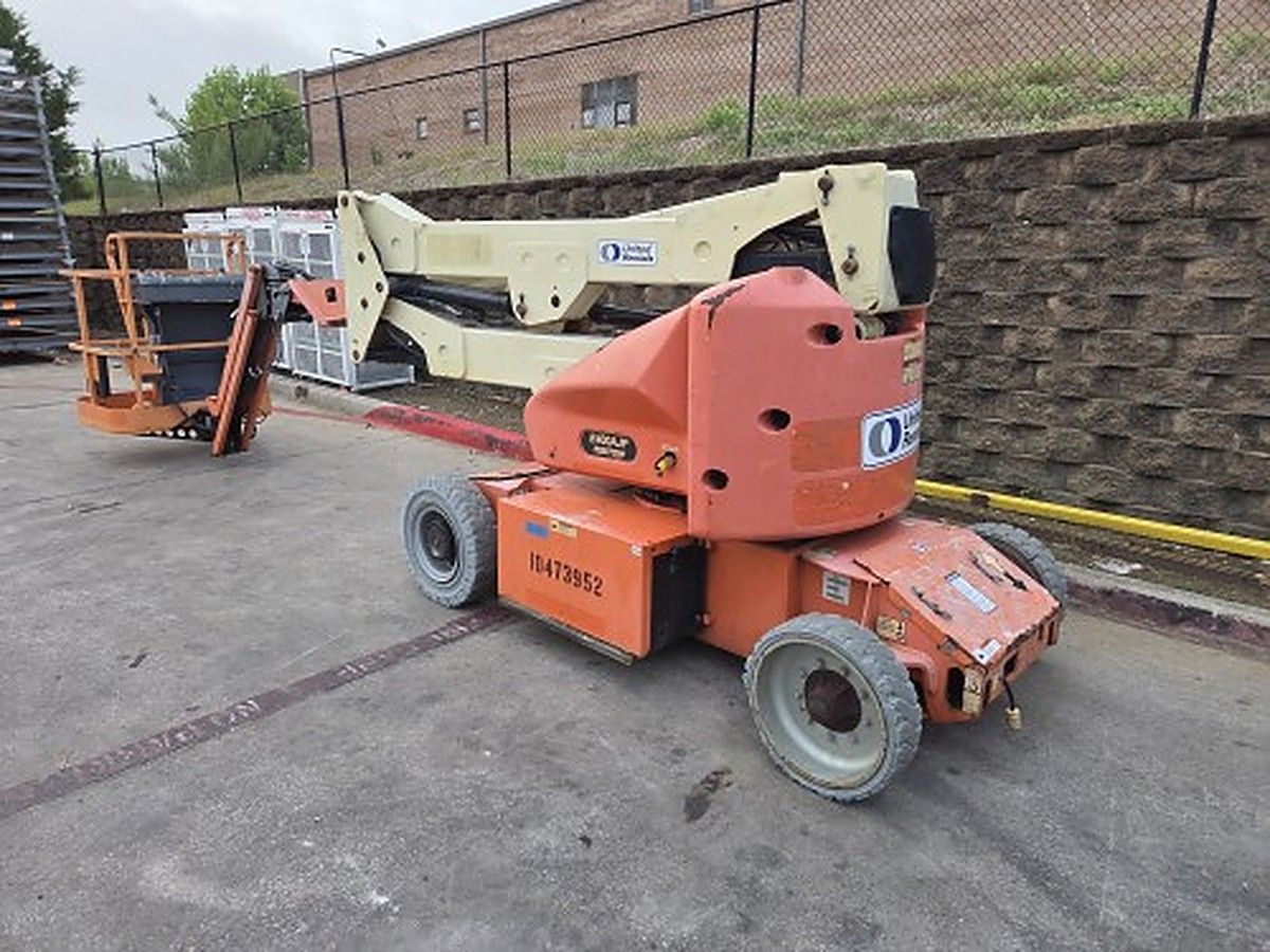 JLG E400AJPN photo 6