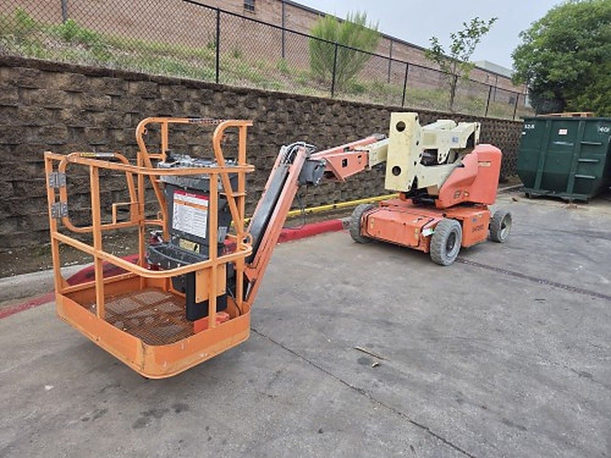 JLG E400AJPN photo 9