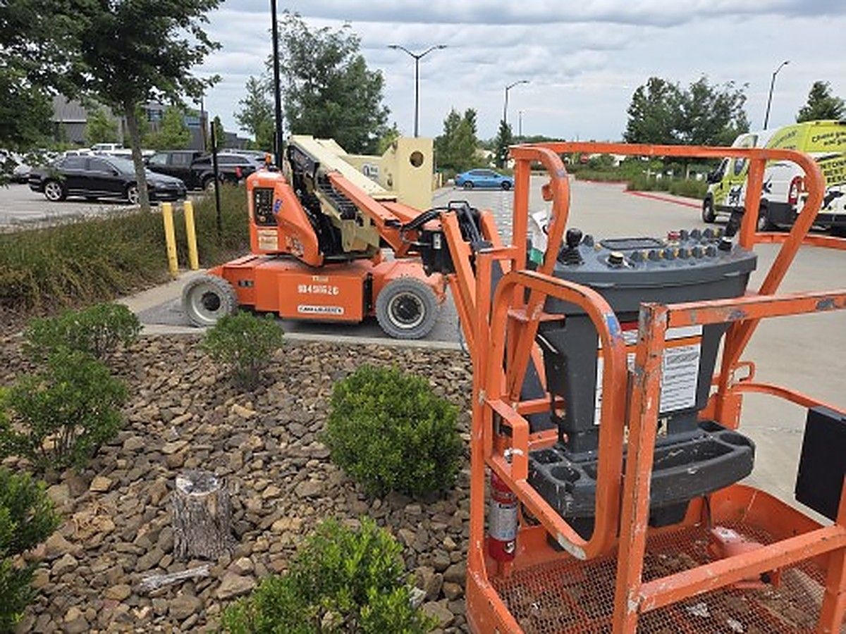 JLG E400AJPN photo 2