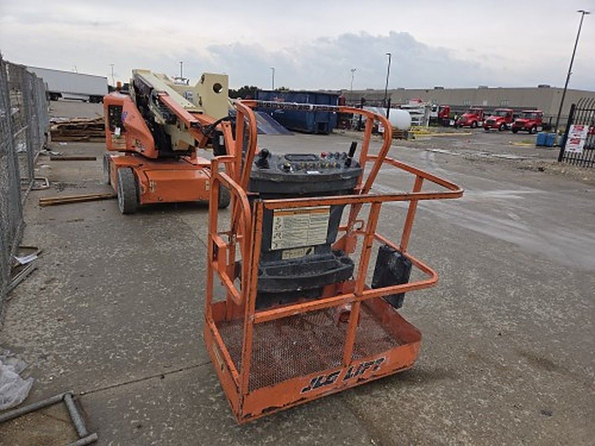 2016 JLG E400AJPN for sale in Las Vegas, NV