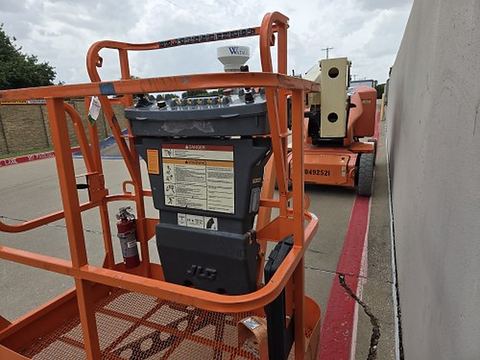 2016 JLG E400AJPN Boom 40-46' Articulating Elec Narrow