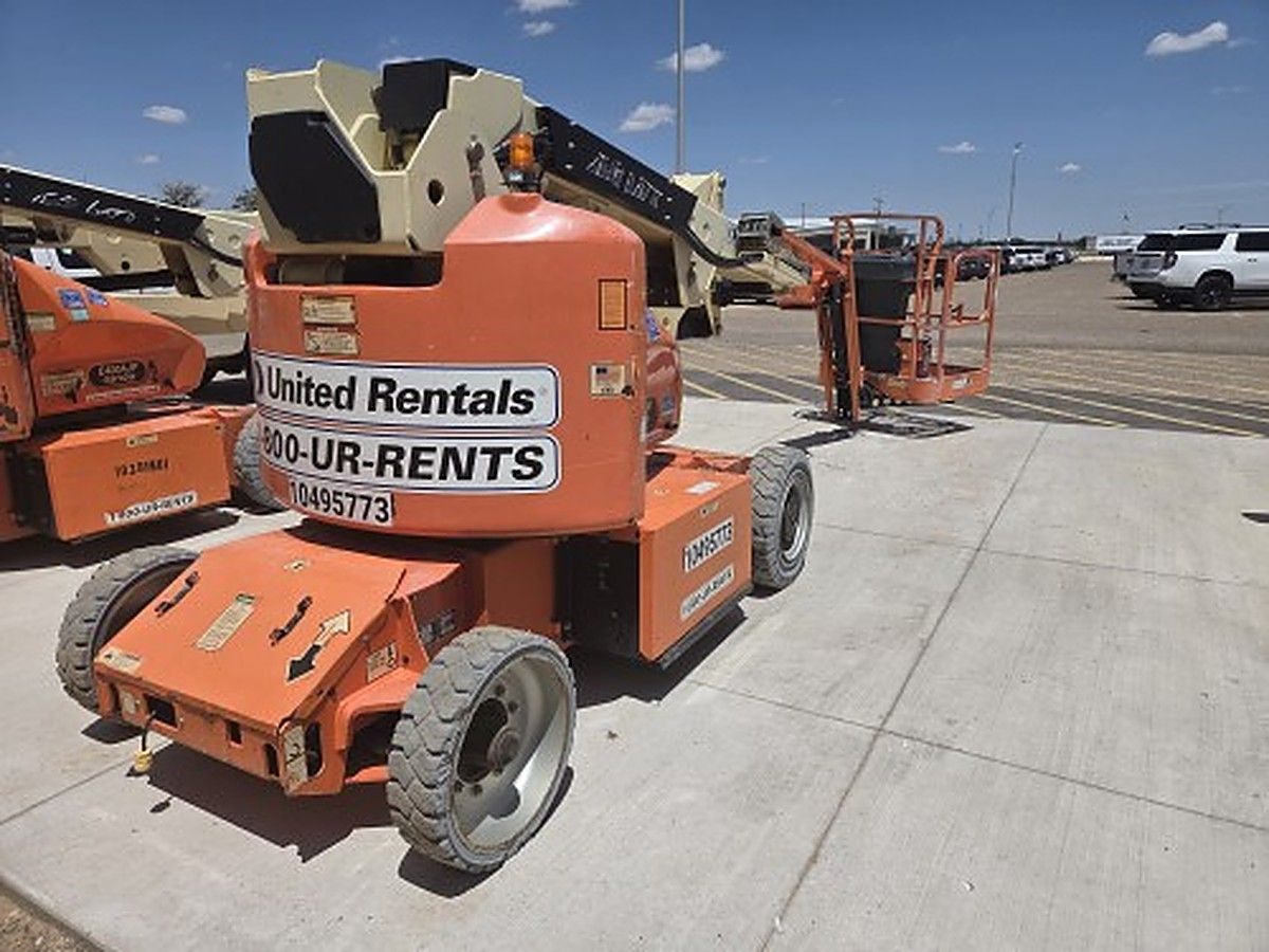 JLG E400AJPN photo 6