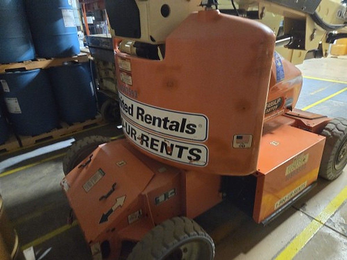 JLG E400AJPN photo 9