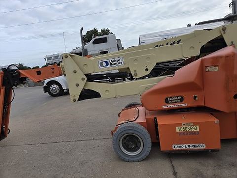 2016 JLG E400AJPN Boom 40-46' Articulating Elec Narrow