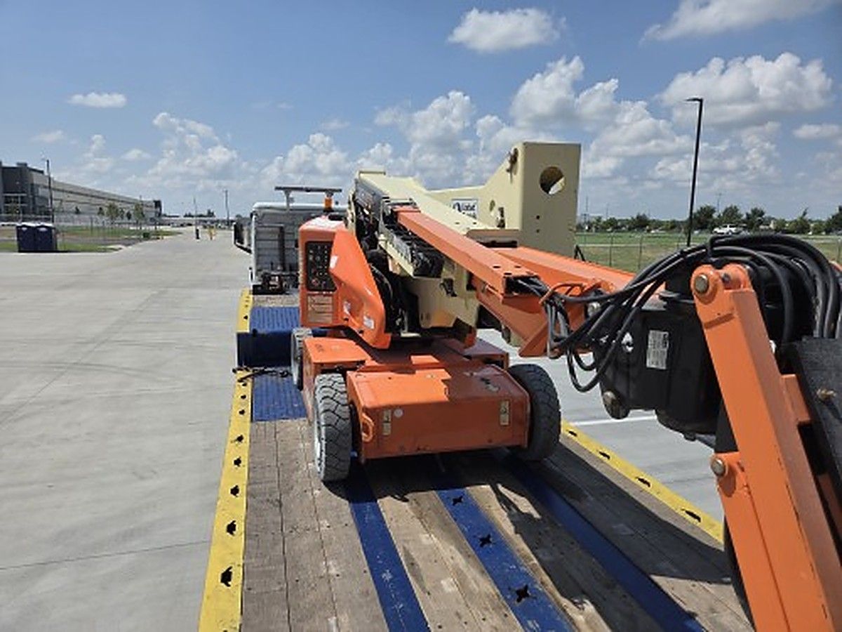 JLG E400AJPN photo 5