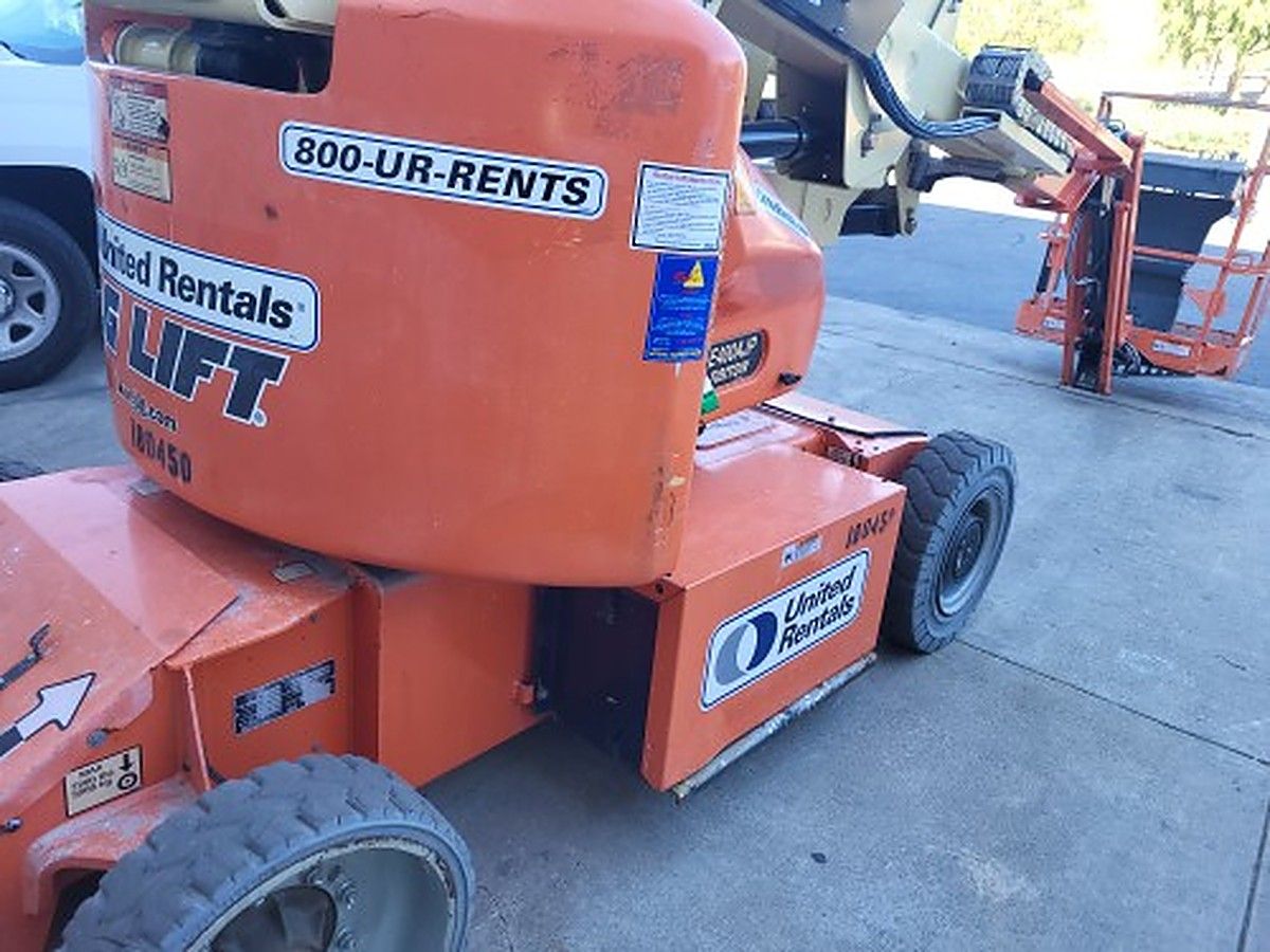 JLG E400AJPN photo 4
