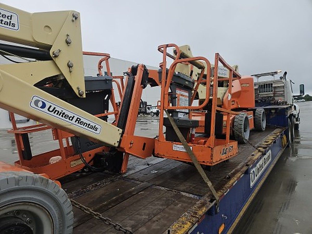 JLG E450AJ photo 2