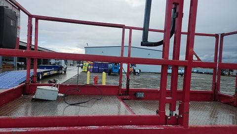 2016 MEC 4069ERT Scissor Lift 39-40' Electric