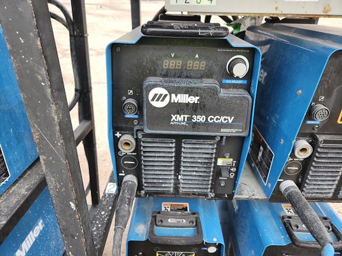 2016 MILLERELEC XMT 350 CC/CV for sale in Las Vegas, NV