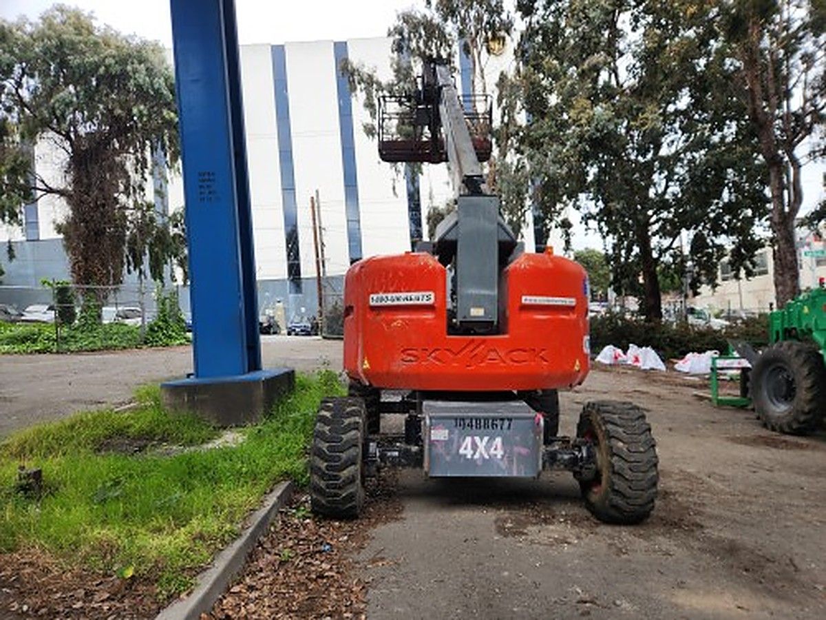 SKYJACK SJ63AJ photo 2