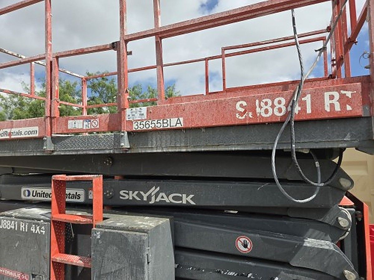 SKYJACK SJ8841RT photo 3