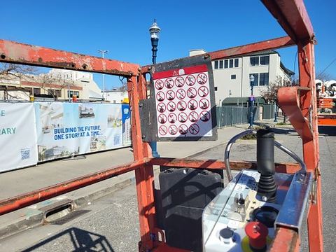 2016 SKYJACK SJIII3219 Scissor Lift 19' Electric