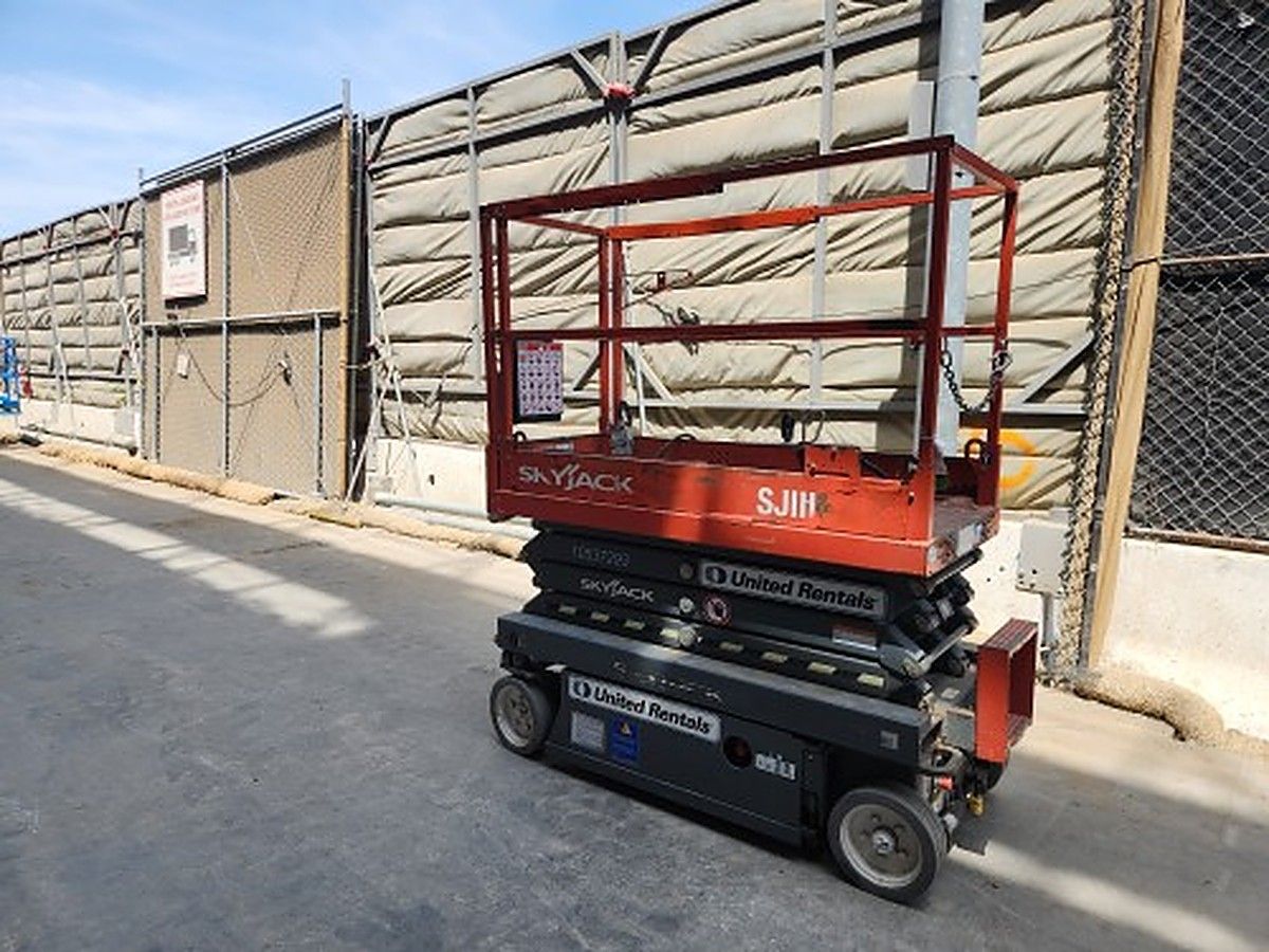 2016 SKYJACK SJIII3219 for sale in Las Vegas, NV