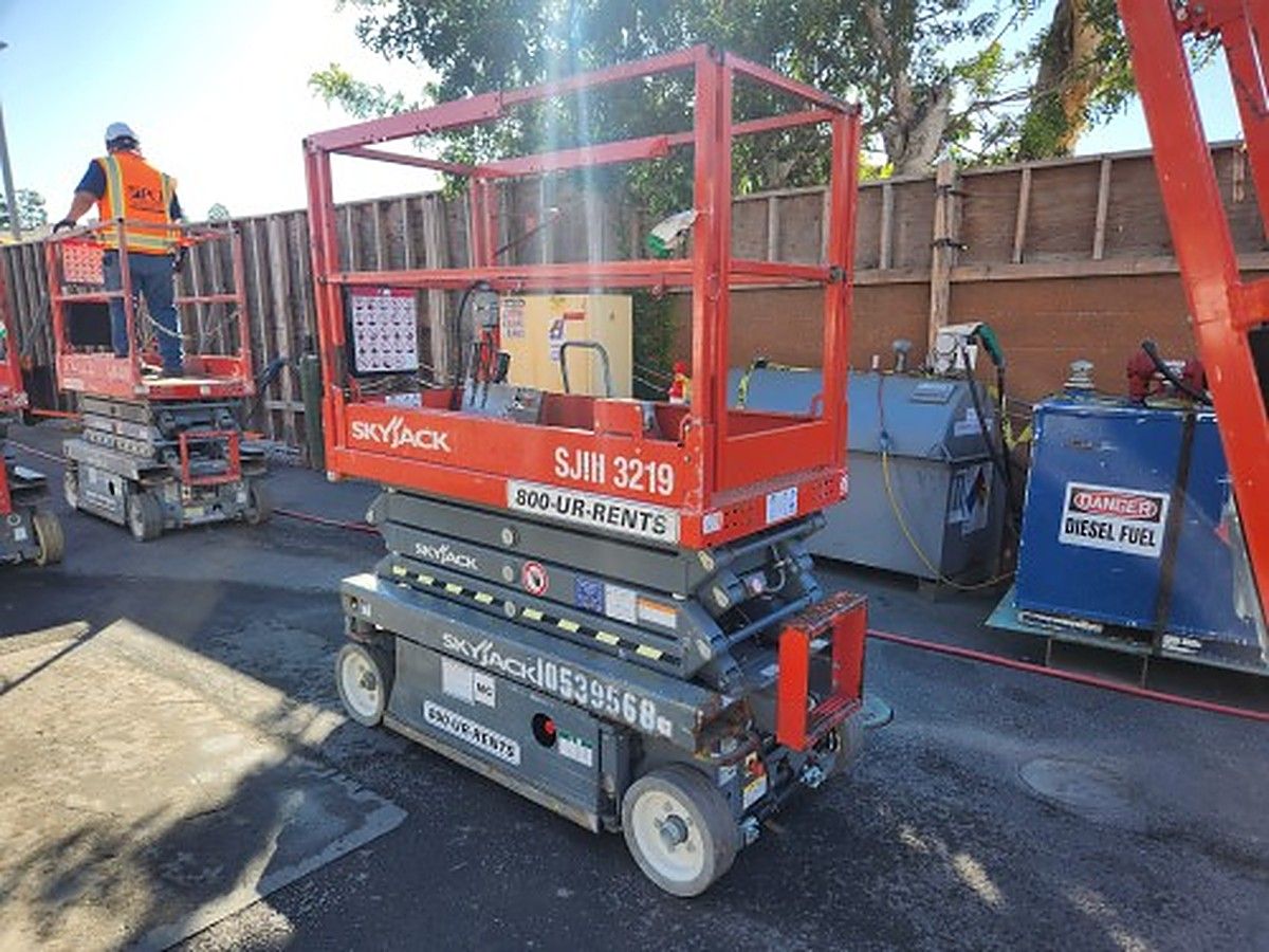 2016 SKYJACK SJIII3219 for sale in Las Vegas, NV