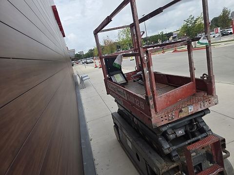 2016 SKYJACK SJIII3219 Scissor Lift 19' Electric