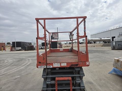 2016 SKYJACK SJIII4632 Scissor Lift 30-35' Electric 46-48" Wide
