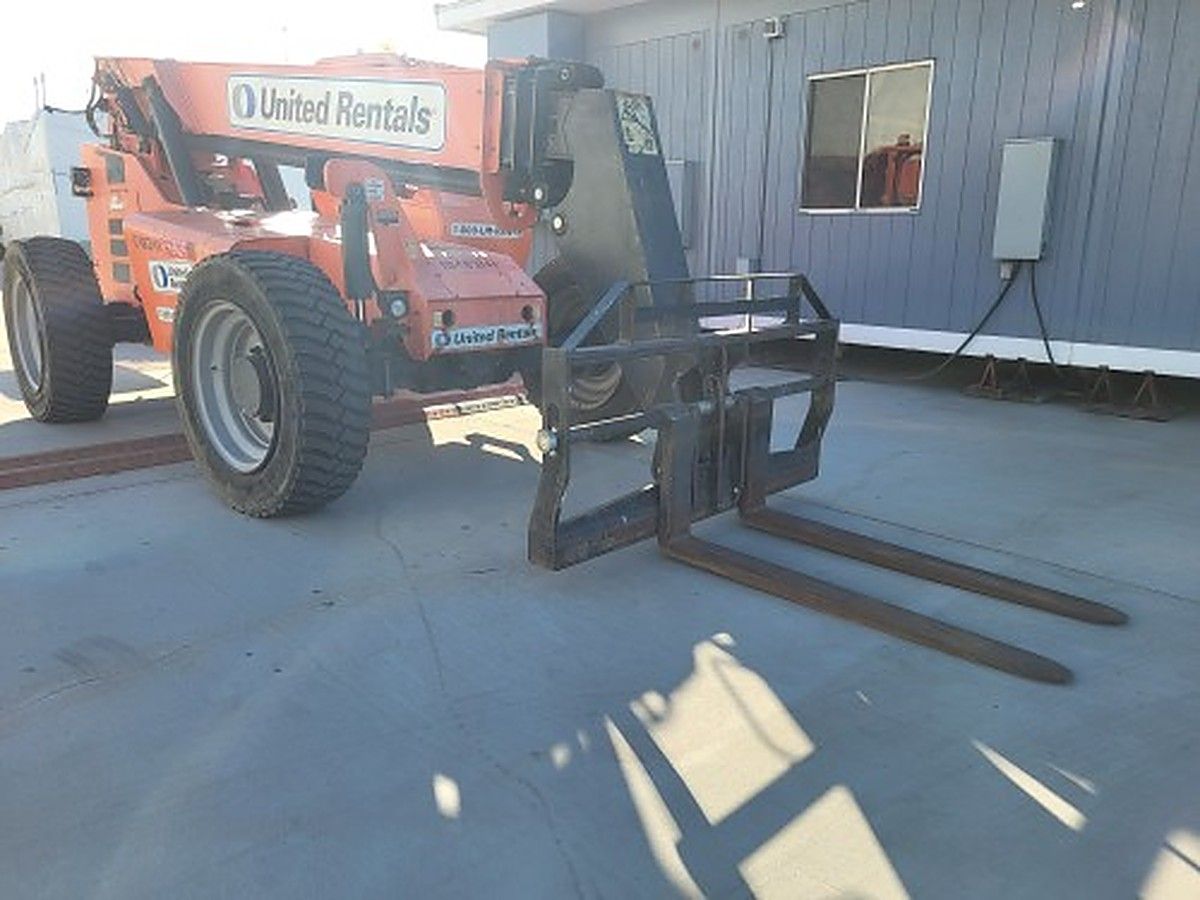 SKYTRAK 6042 photo 2
