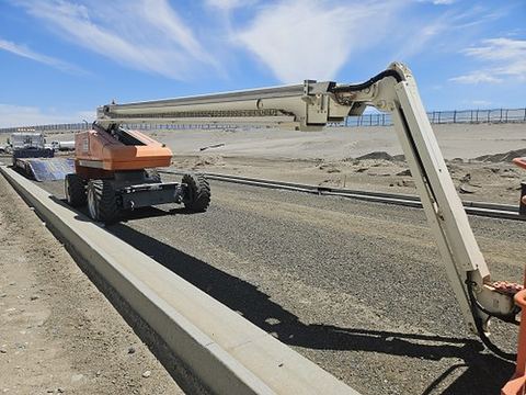 2016 SNORKEL TB86J Boom 84-86' Telescopic 4Wd