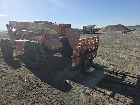 2016 XTREME XR1045 Forklift Variable Reach 10000# 40-49'