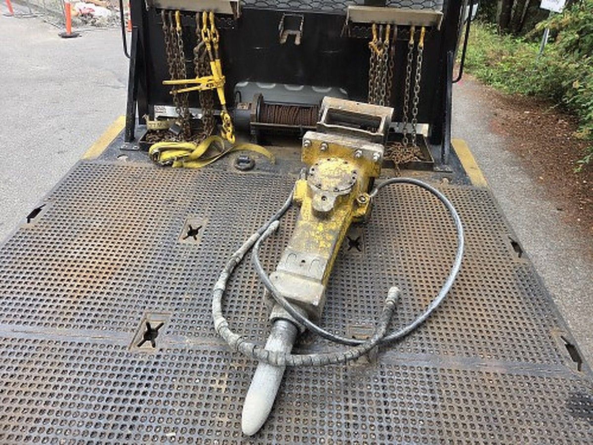 ATLASCOPCO SB 452 photo 2