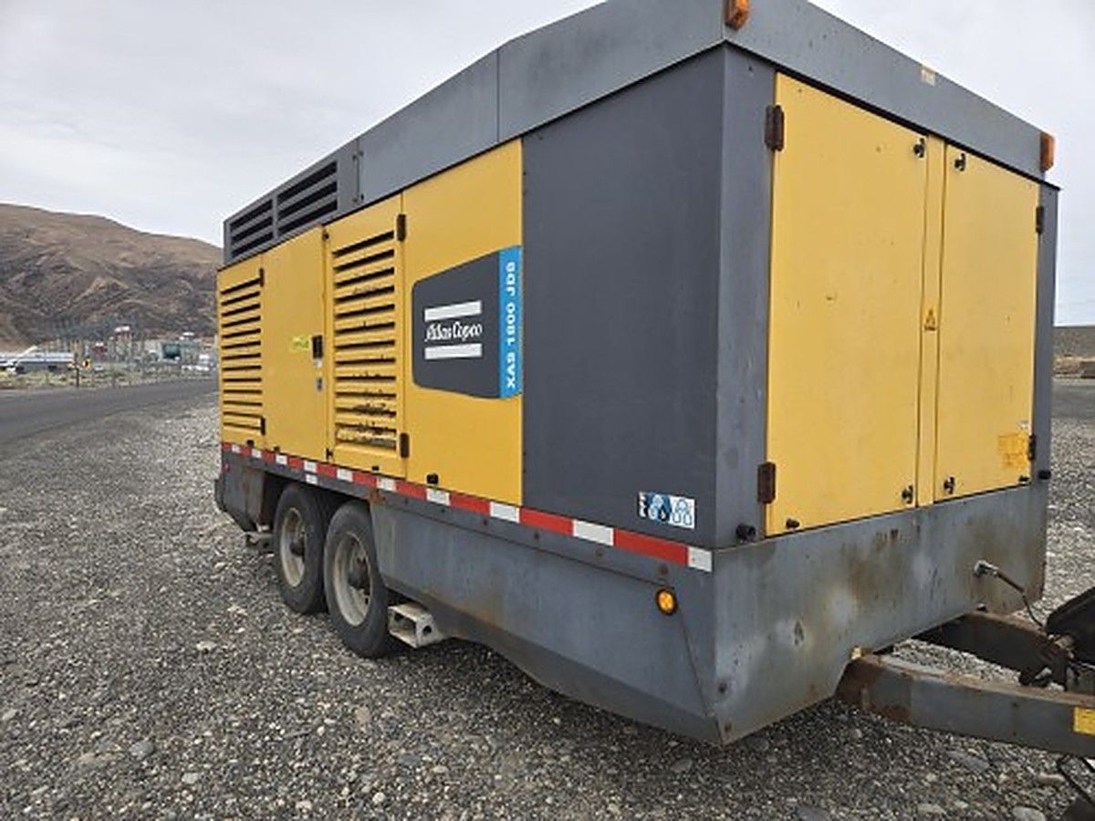 ATLASCOPCO XAS1800 JD7 T4F photo 2