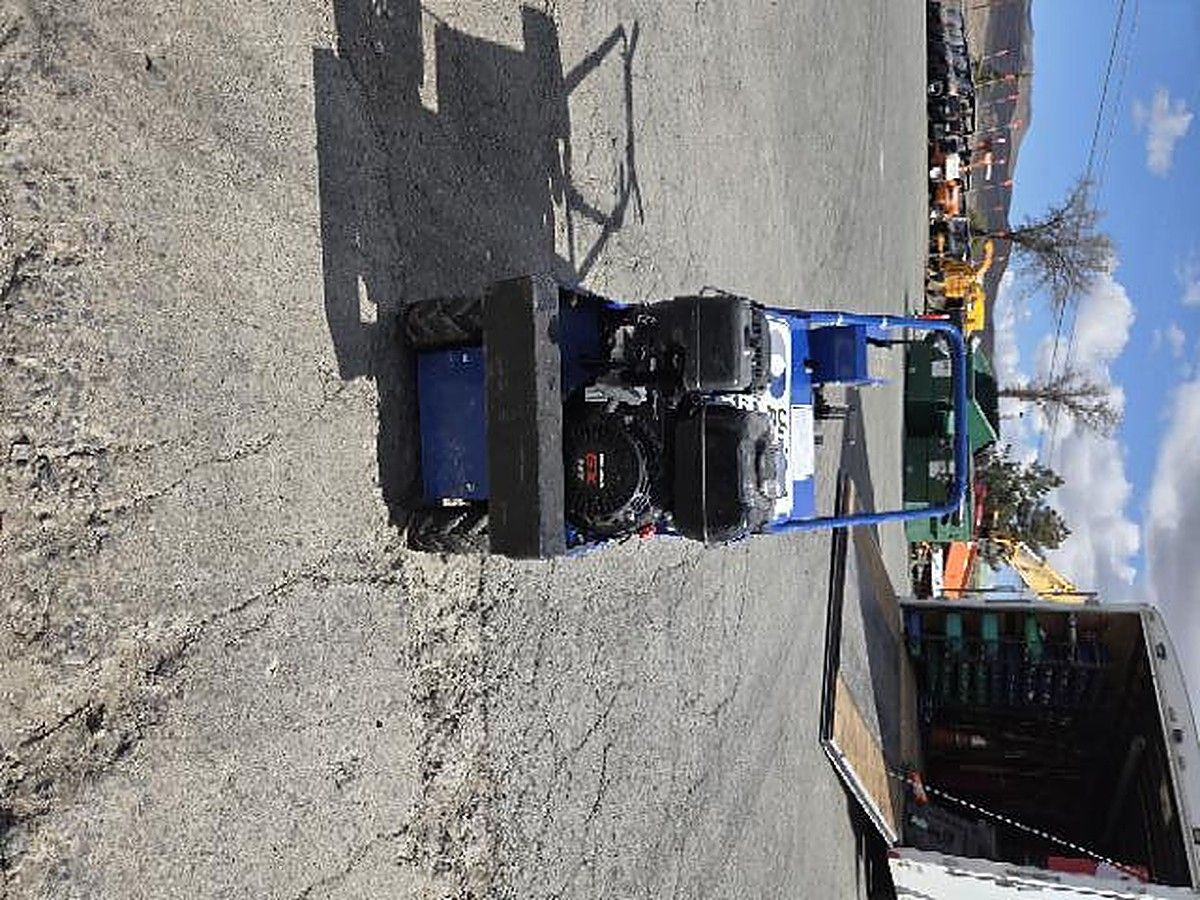BLUEBIRD SC550 photo 3