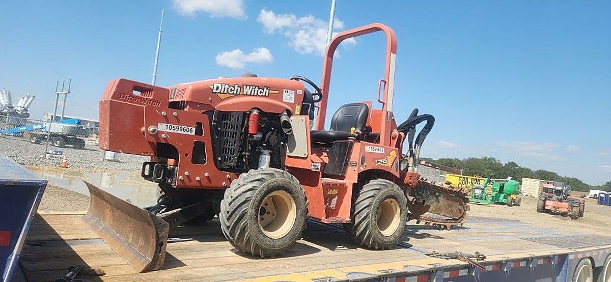 DITCHWITCH RT45 photo 3